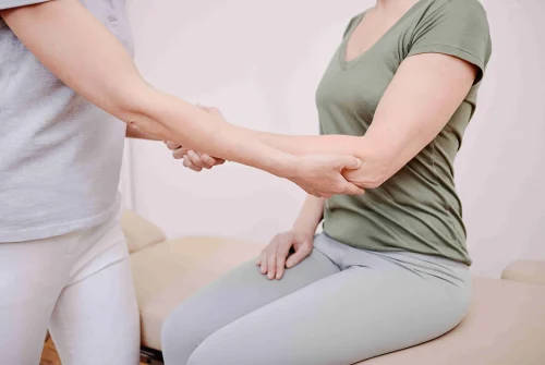 Liebscher & Bracht Osteopressur Behandlung